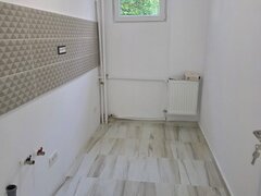 Titan- in curs de renovare- Barajul Cucuteni- 5 minute metrou- 2 bai